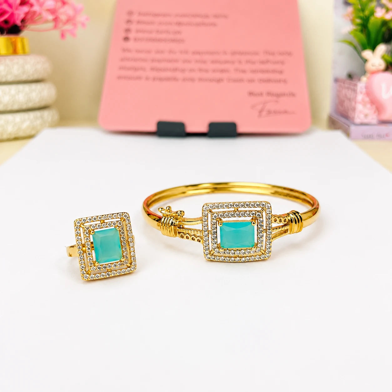 Regal Halo Bracelet Set