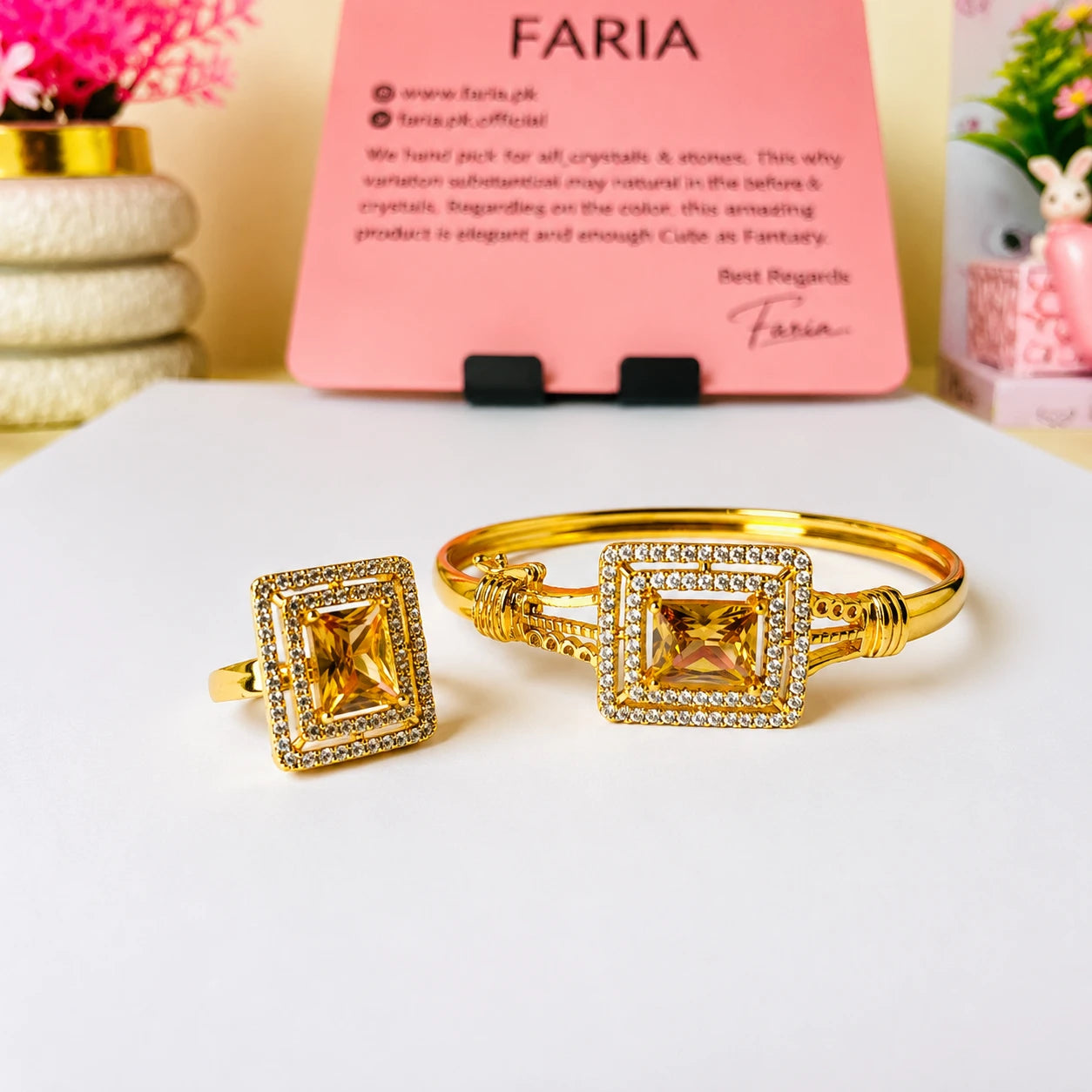 Regal Halo Bracelet Set