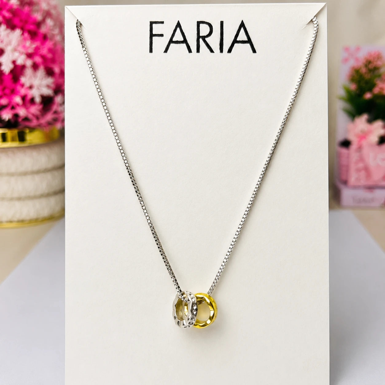 Interlocking Rings Pendant Chain