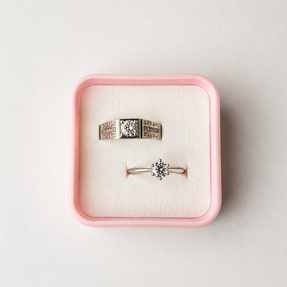 Classic Solitaire Pair Ring Set