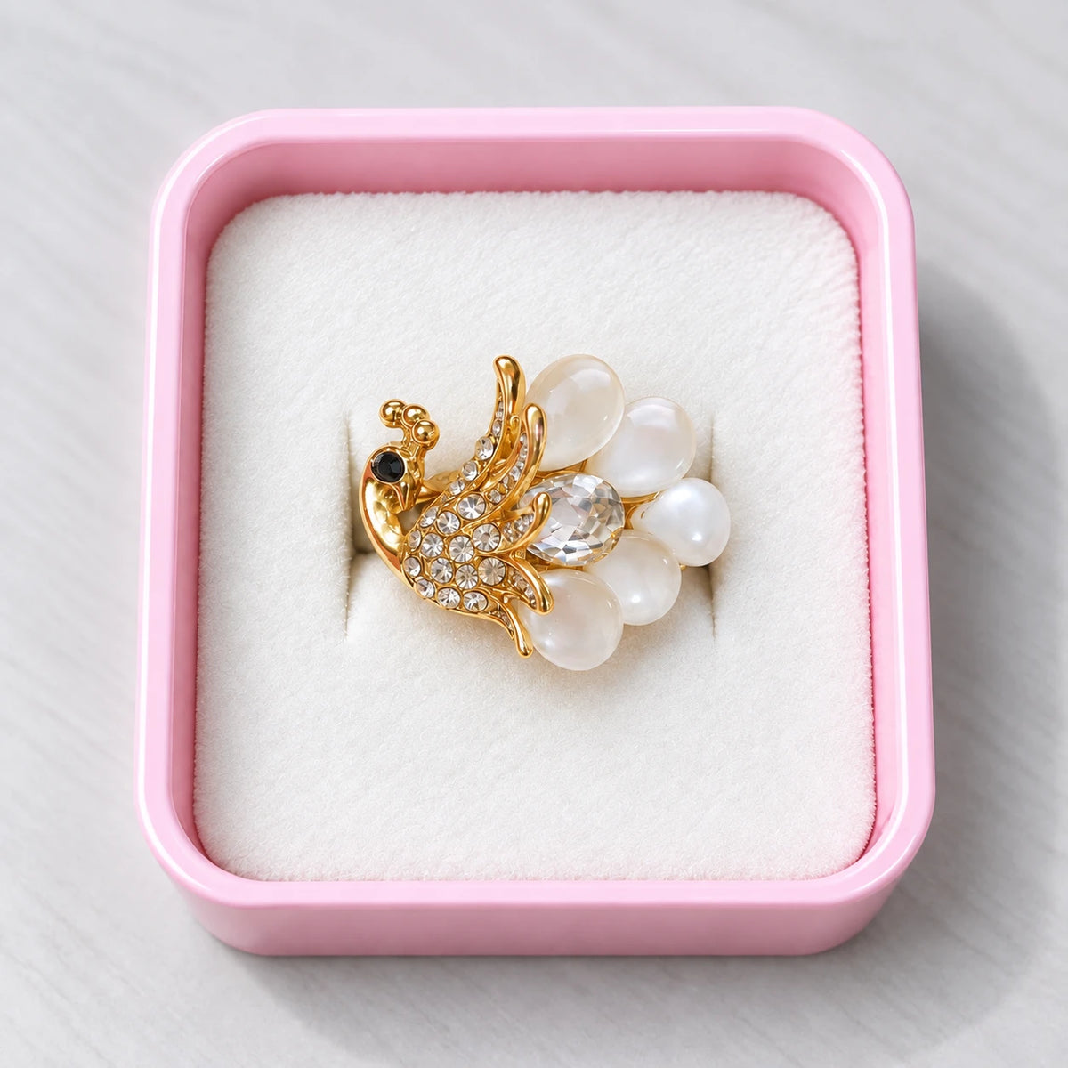 Pearl Peacock Grace Ring - 2 Colors