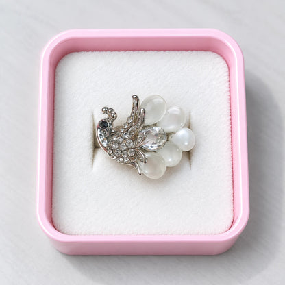 Pearl Peacock Grace Ring - 2 Colors